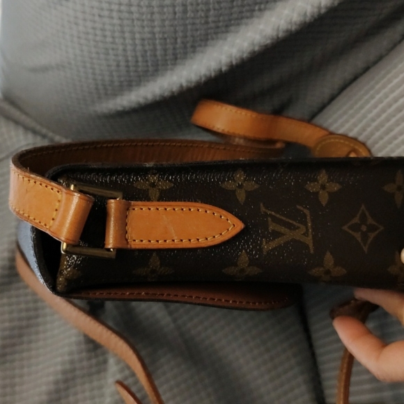 Authentic Louis Vuitton Saint ❌❌❌cloud GM shoulder bag purse mono - Picture 4 of 13